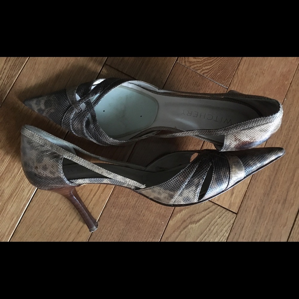 Witchery women’s leather shoes great colour/ style